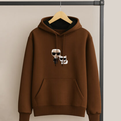 هودی کارل و گربه سفید