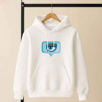 هودی کیارا چشم آبی